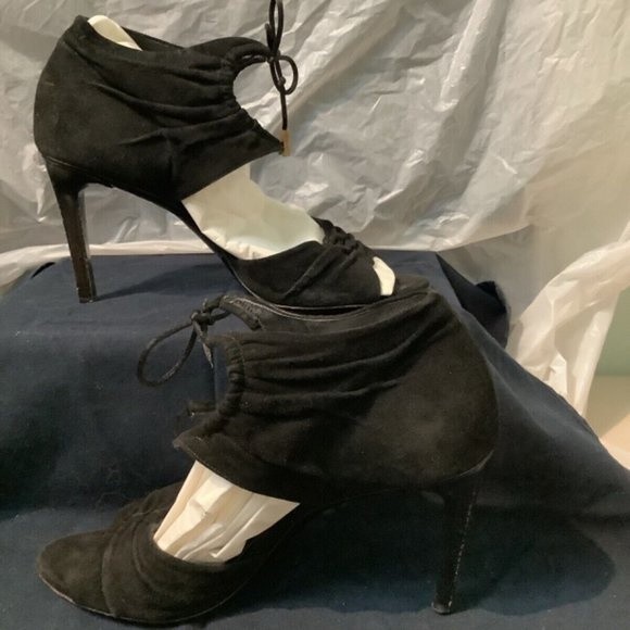 GUCCI Peep Toe Heel Sandals Black Suede Leather Gucci Stilettos Size 6 B ds17 - Picture 1 of 9